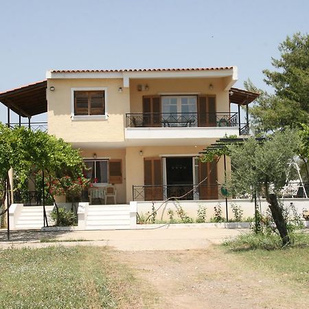 Villa Vlichos Амаринтос Екстериор снимка