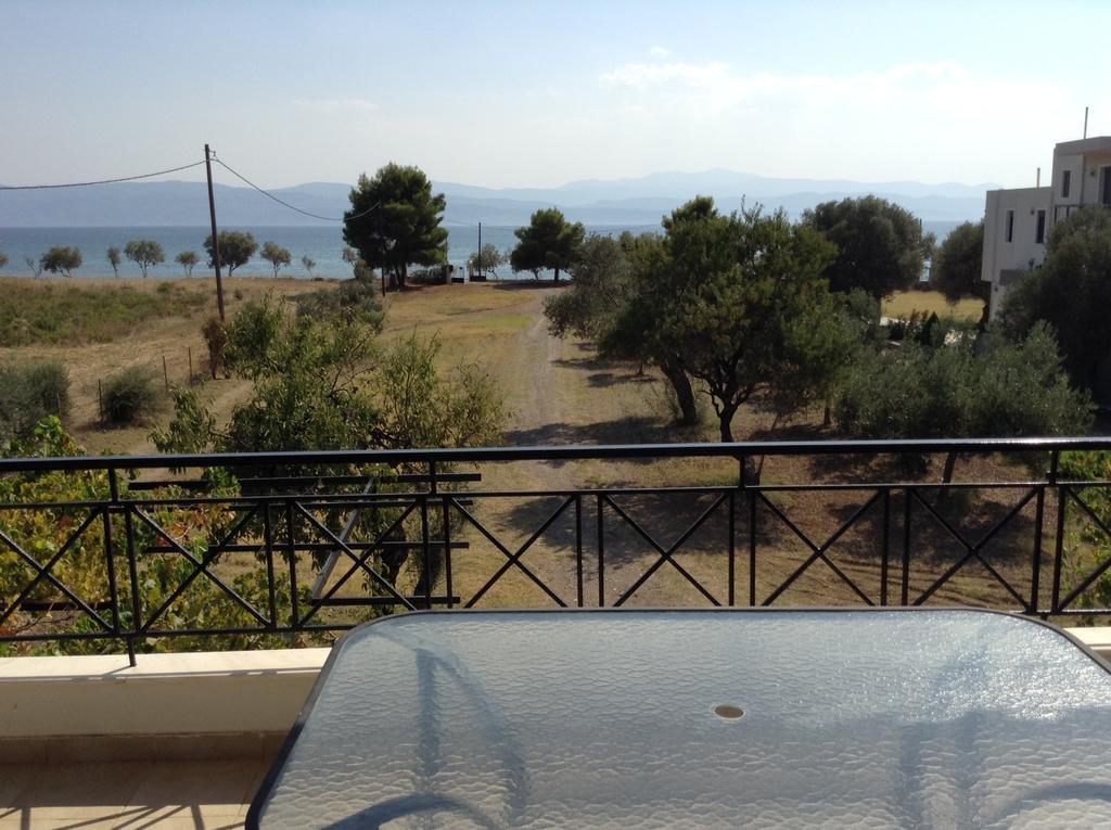 Villa Vlichos Амаринтос Екстериор снимка