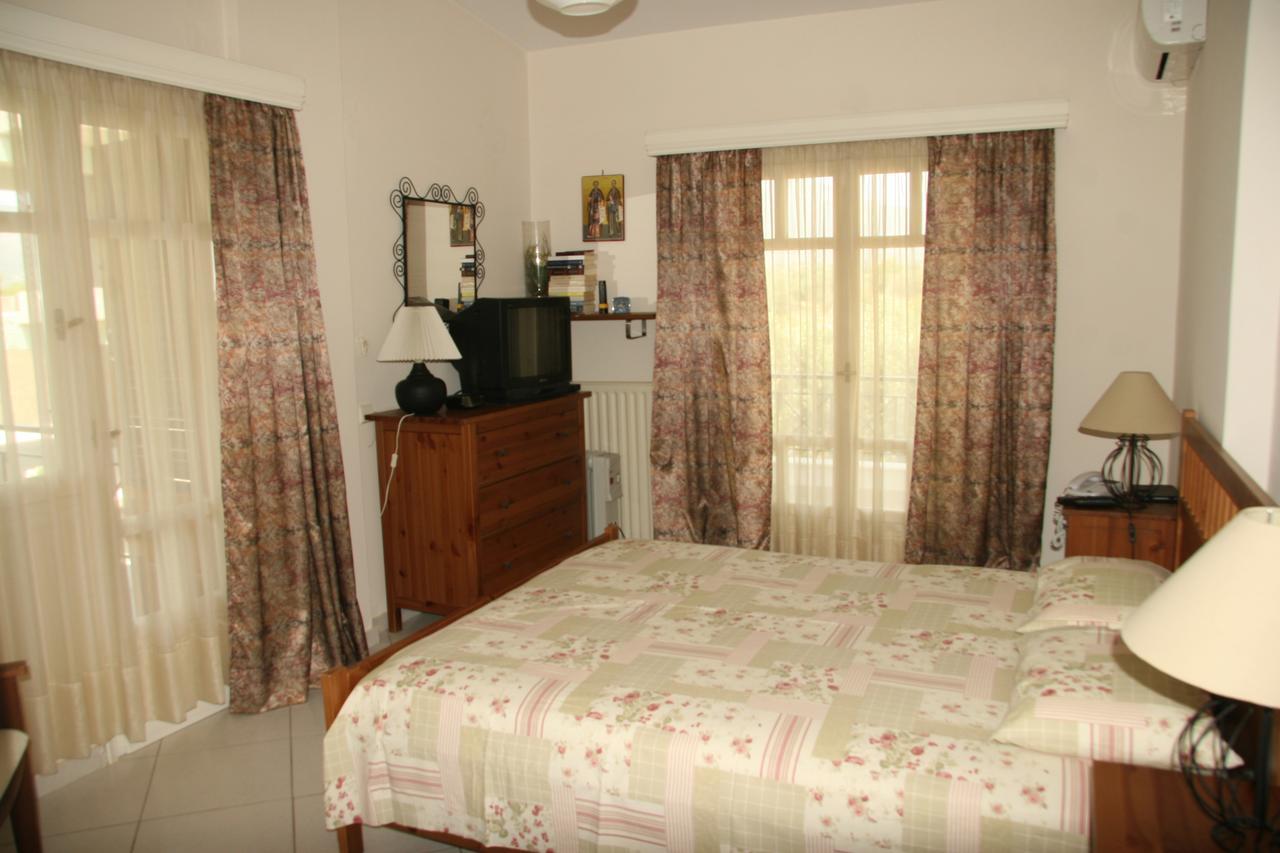 Villa Vlichos Амаринтос Екстериор снимка