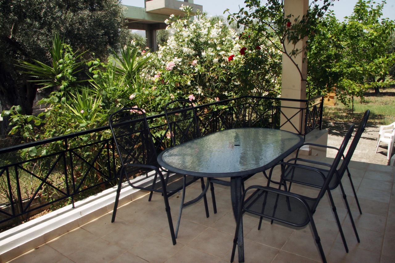 Villa Vlichos Амаринтос Екстериор снимка